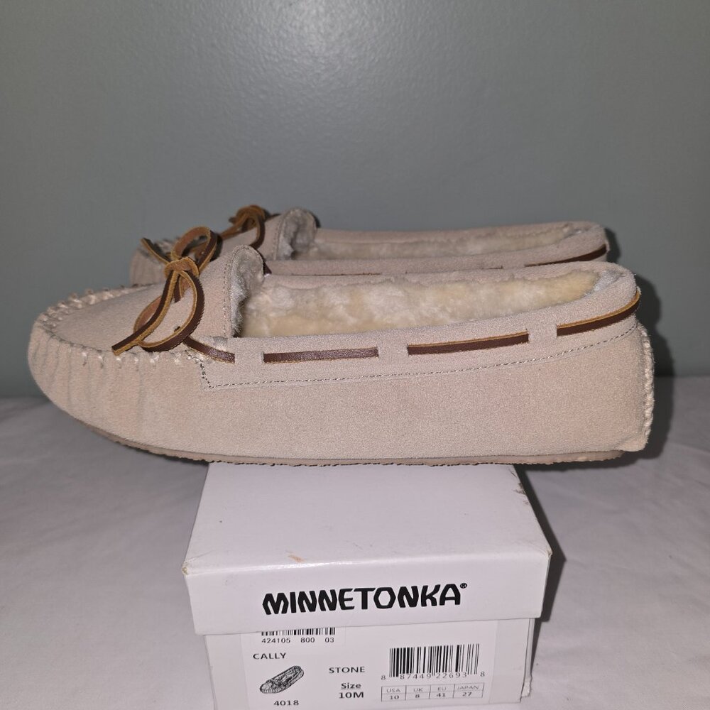 Minnetonka Cally Slippers in Stone, Women's 10M, New in Box - Picture 5 of 9